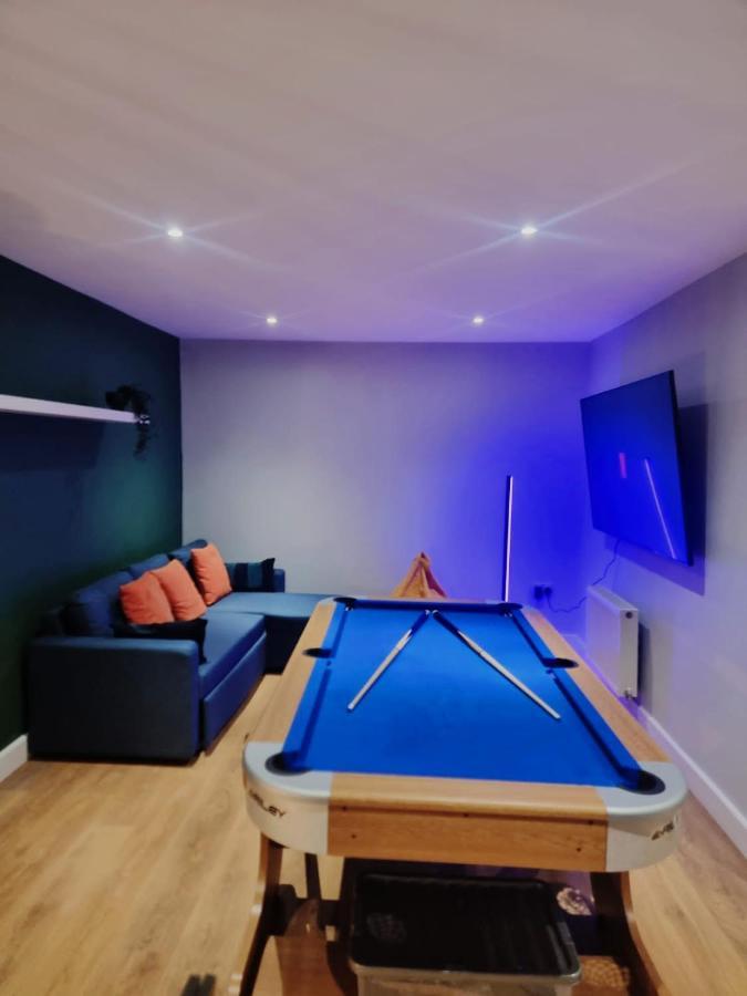 House Of Kaima - 6 Bed Detached Villa Dewsbury Luaran gambar