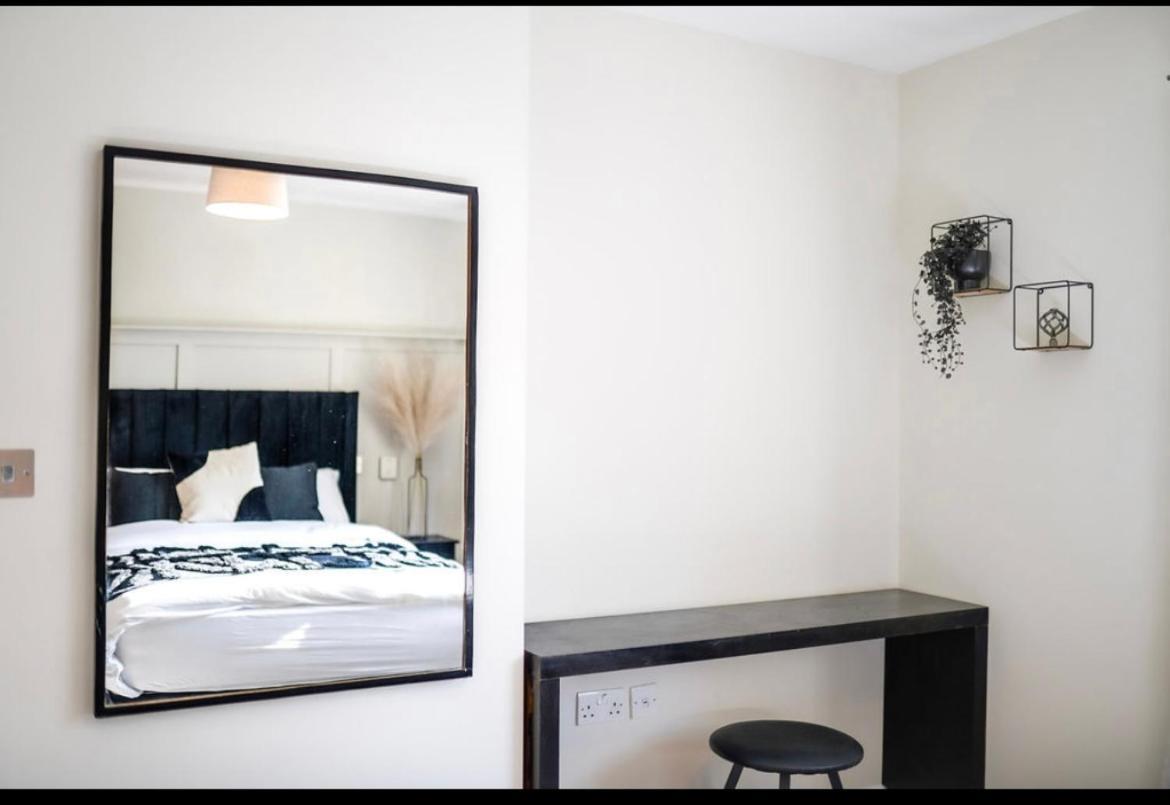 House Of Kaima - 6 Bed Detached Villa Dewsbury Luaran gambar